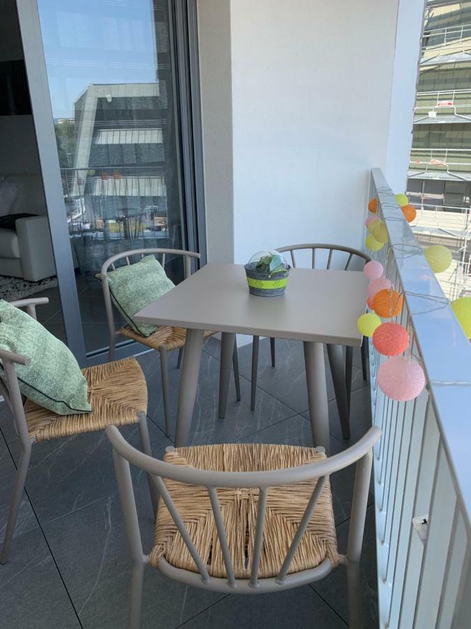 Rayan 4 Etoiles - Proche Lac & Vieille Ville, Garage Prive, Secteur Recherche Анси Екстериор снимка