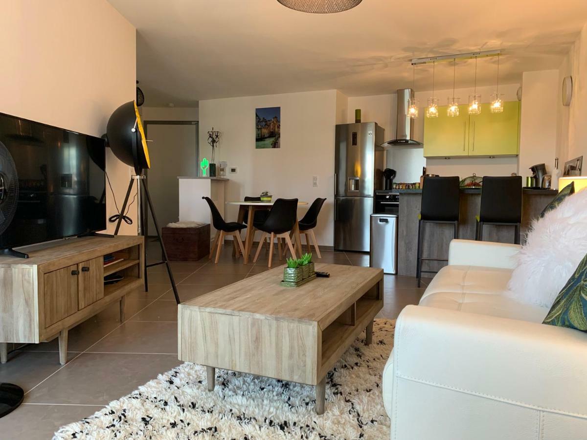 Rayan 4 Etoiles - Proche Lac & Vieille Ville, Garage Prive, Secteur Recherche Анси Екстериор снимка